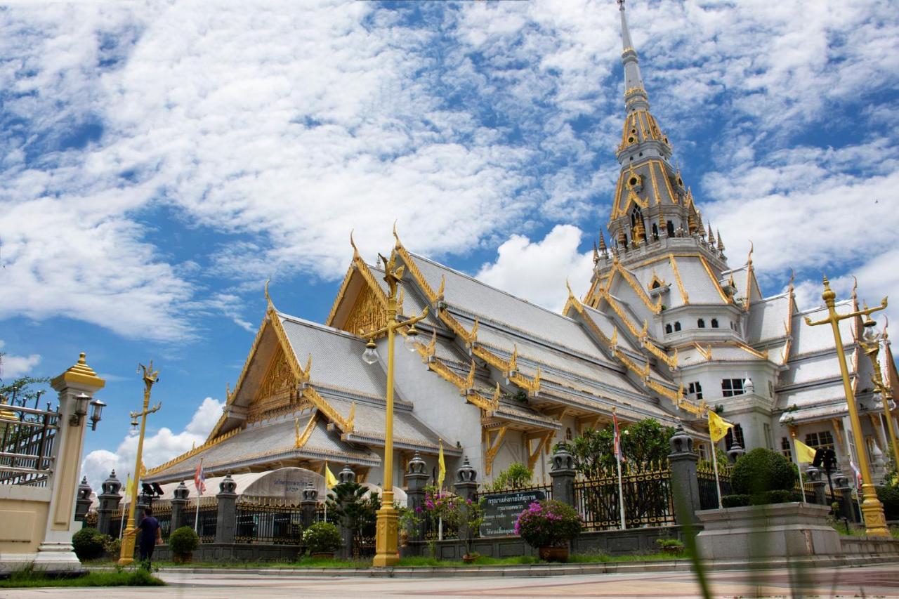 Pha Mansion Hotel Chachoengsao Exterior foto